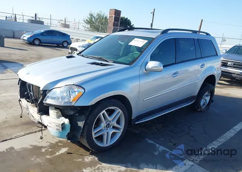 2007 Mercedes-Benz Gl 450 4Matic z USA, uszkodzony, nr VIN 4JGBF71E27A116441